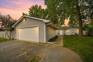 26 S Fish Lk St, Valparaiso, IN 46385 - Photo 1