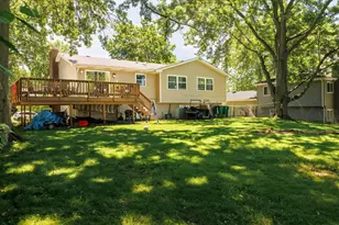 4289 Park Pl, Crown Point, IN 46307 - Photo 7
