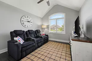 915 Betty Ln, Crown Point, IN 46307 - Photo 23