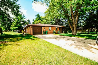 252 Green Acres Drive, Valparaiso, IN 46383 - Photo 5