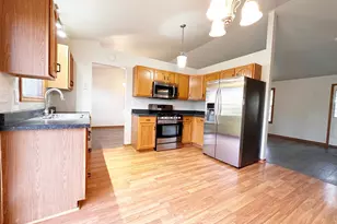 12379 Spencer Pl, Crown Point, IN 46307 - Photo 5