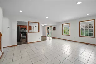 900 Brookfield Dr, Chesterton, IN 46304 - Photo 9