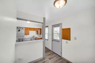 6738 Olcott Ave, Hammond, IN 46323 - Photo 9