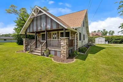 124 6th Street SE, Demotte, IN 46310 - Photo 3