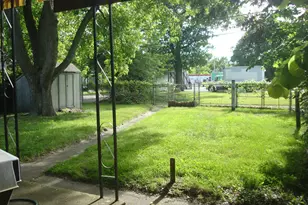 2740 Elkhart St, Lake Station, IN 46405 - Photo 15