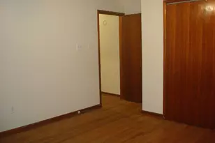 2740 Elkhart St, Lake Station, IN 46405 - Photo 11