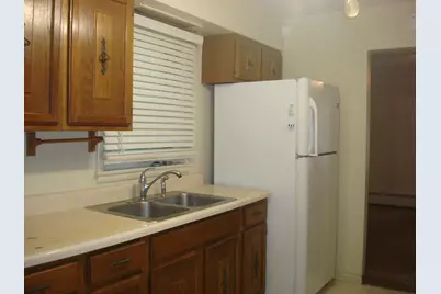 2740 Elkhart, Lake Station, IN 46405 - Photo 5