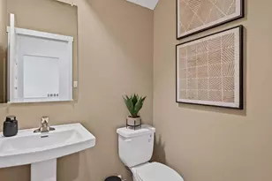 546 E 120th Pl, Crown Point, IN 46307 - Photo 9
