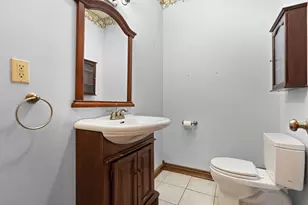 1704 Eisenhower Ave, Valparaiso, IN 46383 - Photo 17