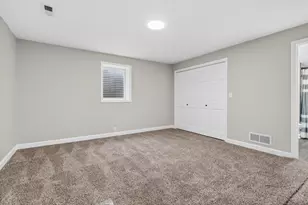 3807 Waxwing Ct, Valparaiso, IN 46383 - Photo 37