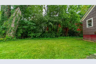 1025 Indiana Avenue, La Porte, IN 46350 - Photo 5
