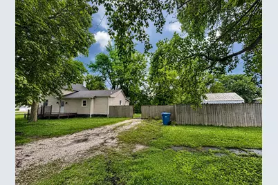 204 E Michigan Street, Remington, IN 47977 - Photo 1