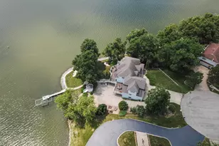 1739 Beachview Ct, Crown Point, IN 46307 - Photo 59