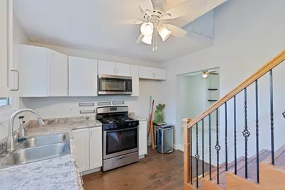 2709 E 36th Avenue, Lake Station, IN 46405 - Photo 5