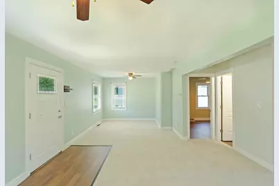 2709 E 36th Avenue, Lake Station, IN 46405 - Photo 3