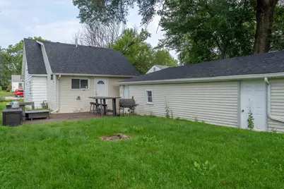 2709 E 36th Avenue, Lake Station, IN 46405 - Photo 17