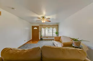 388 Campbell Ave, Calumet City, IL 60409 - Photo 3