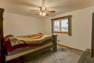 388 Campbell Ave, Calumet City, IL 60409 - Photo 11