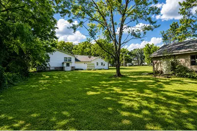 301 W Wilson Street, Hebron, IN 46341 - Photo 5