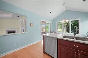 10902 W 82nd Ct, Saint John, IN 46373 - Photo 13