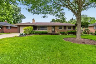 5961 Hayes Pl, Merrillville, IN 46410 - Photo 1
