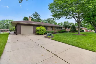 5961 Hayes Place, Merrillville, IN 46410 - Photo 3