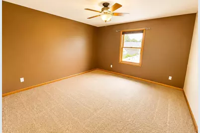 613 Persimmon Pkwy, Hebron, IN 46341 - Photo 11