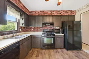 2413 Hickory Dr, Dyer, IN 46311 - Photo 7