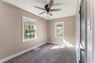 301 W Bates St, Hebron, IN 46341 - Photo 9