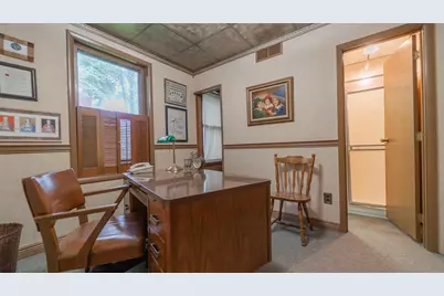 1025 Indiana Avenue, La Porte, IN 46350 - Photo 13