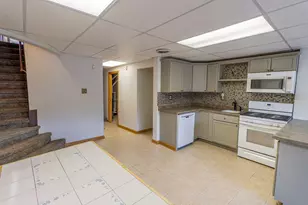 810 1/2 Woodland Terrace, Valparaiso, IN 46383 - Photo 15