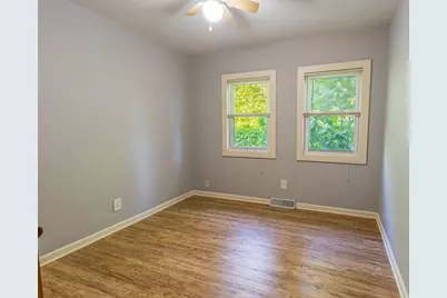 810 1/2 Woodland Terrace, Valparaiso, IN 46383 - Photo 13