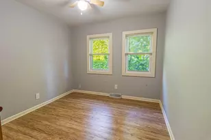 810 1/2 Woodland Terrace, Valparaiso, IN 46383 - Photo 13