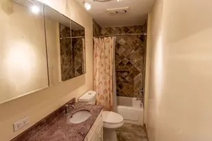 810 1/2 Woodland Terrace, Valparaiso, IN 46383 - Photo 11
