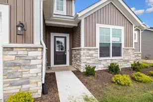 3203 Viridian Wy, Valparaiso, IN 46385 - Photo 3