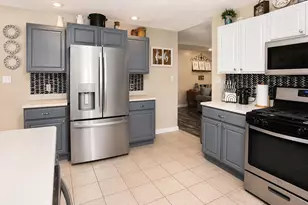 2946 S Collins Dr, La Porte, IN 46350 - Photo 9
