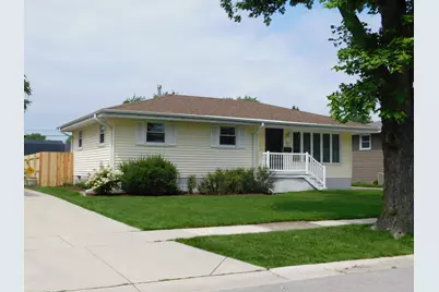 707 212th Street, Dyer, IN 46311 - Photo 1