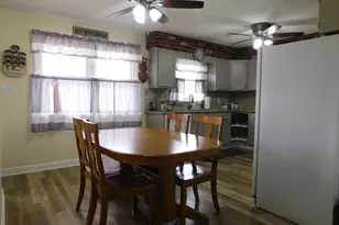 707 212th St, Dyer, IN 46311 - Photo 9