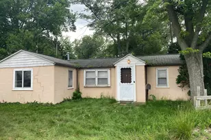 402 Sheridan Ave, Michigan City, IN 46360 - Photo 1