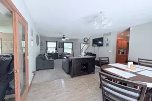 1727 W 48th Pl, Gary, IN 46408 - Photo 19
