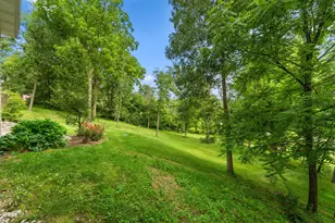 201 Sylvan Ct, Valparaiso, IN 46385 - Photo 39
