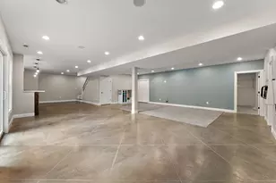 201 Sylvan Ct, Valparaiso, IN 46385 - Photo 33