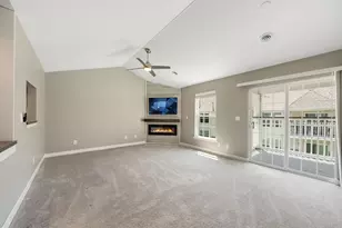 663 Forest Glen Dr, Valparaiso, IN 46385 - Photo 7