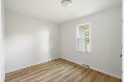 202 S Main Street, Morocco, IN 47963 - Photo 11