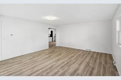 202 S Main Street, Morocco, IN 47963 - Photo 5
