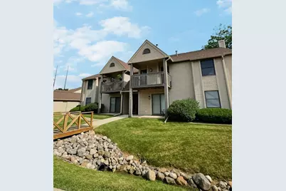 3602 Timberbridge Drive #G, Valparaiso, IN 46383 - Photo 13