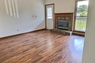 3602 Timberbridge Dr, Valparaiso, IN 46383 - Photo 7