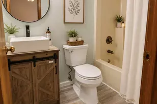 3602 Timberbridge Dr, Valparaiso, IN 46383 - Photo 5