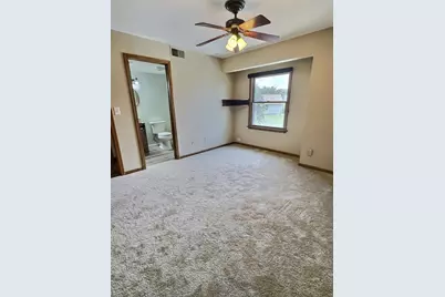 3602 Timberbridge Drive #G, Valparaiso, IN 46383 - Photo 11