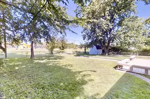 8020 Hendricks St, Merrillville, IN 46410 - Photo 47